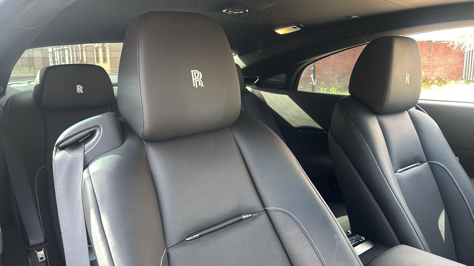 Rolls-Royce Wraith view 19