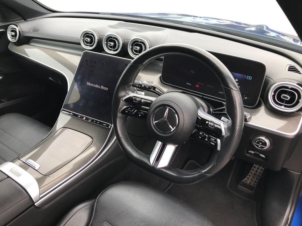Mercedes-Benz C-Class view 3