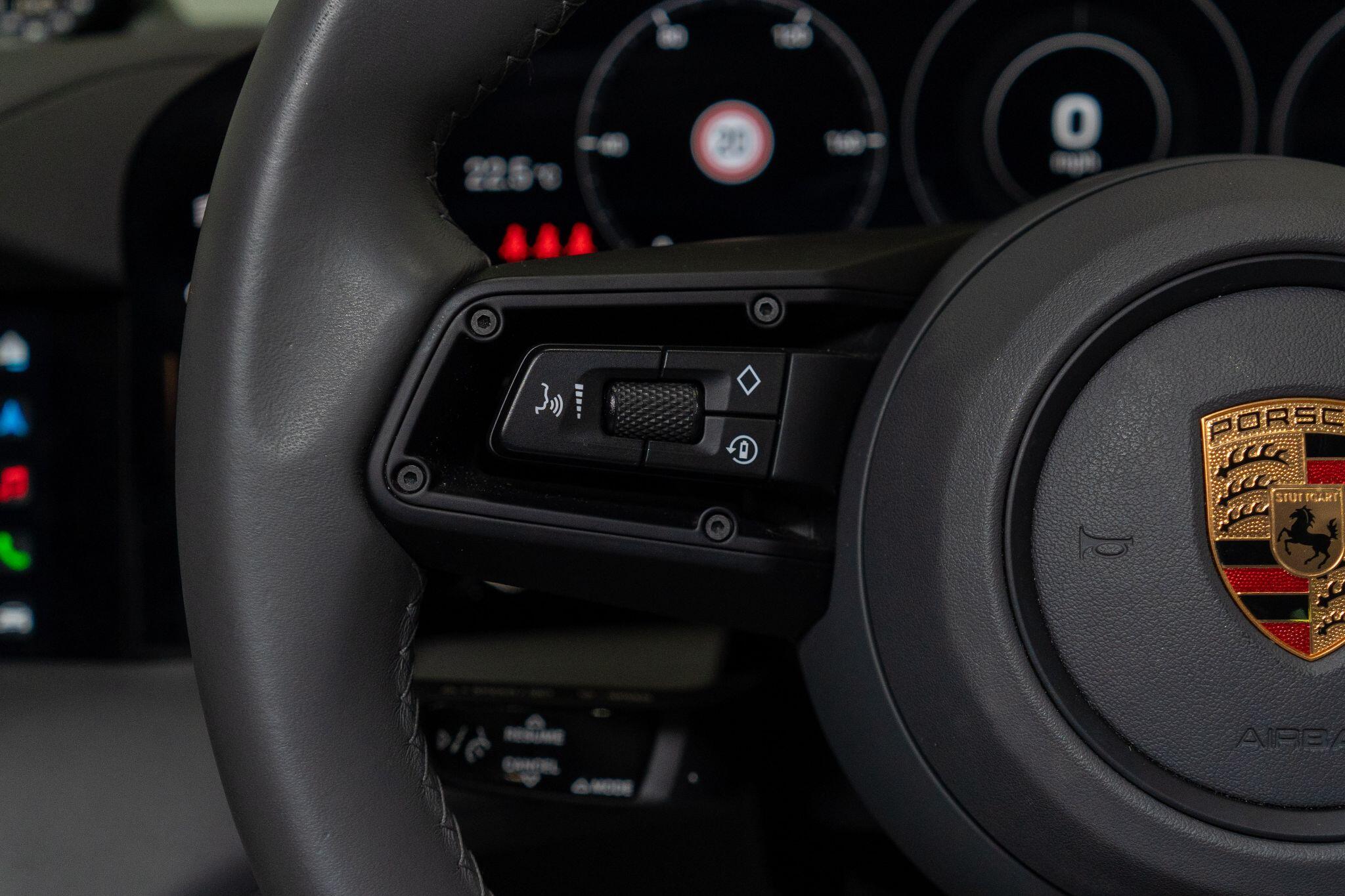 Porsche Taycan view 17