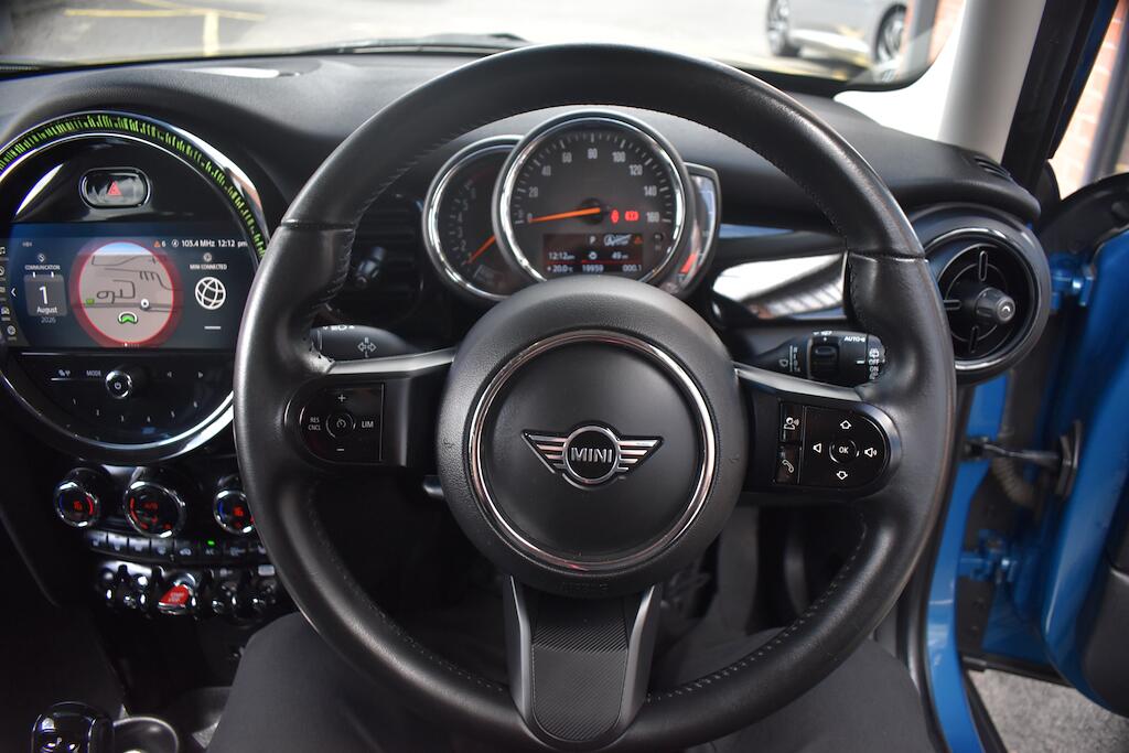 Mini Cooper view 54