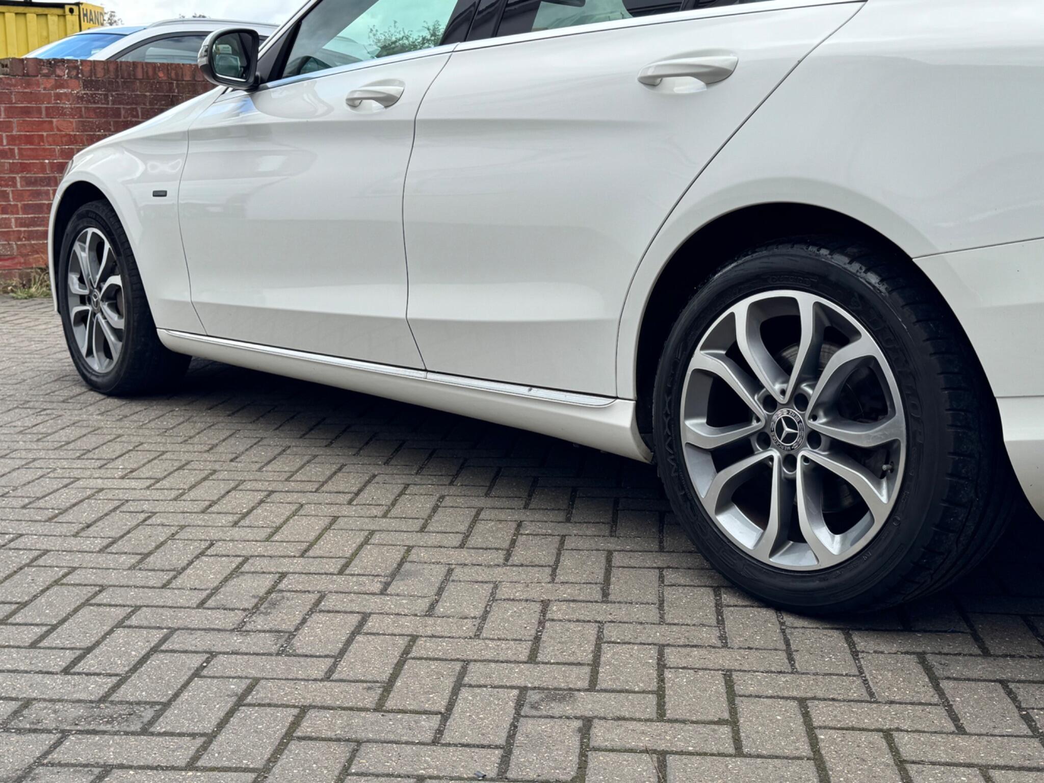 Mercedes-Benz C-Class view 10