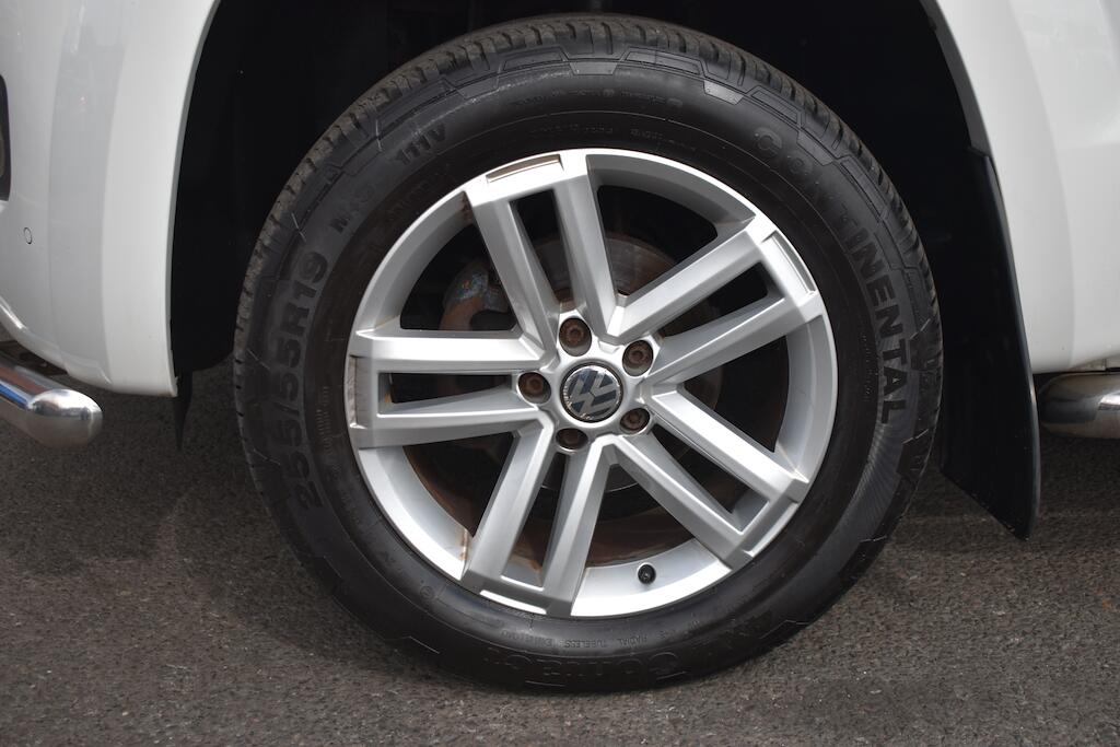 Volkswagen Amarok view 10