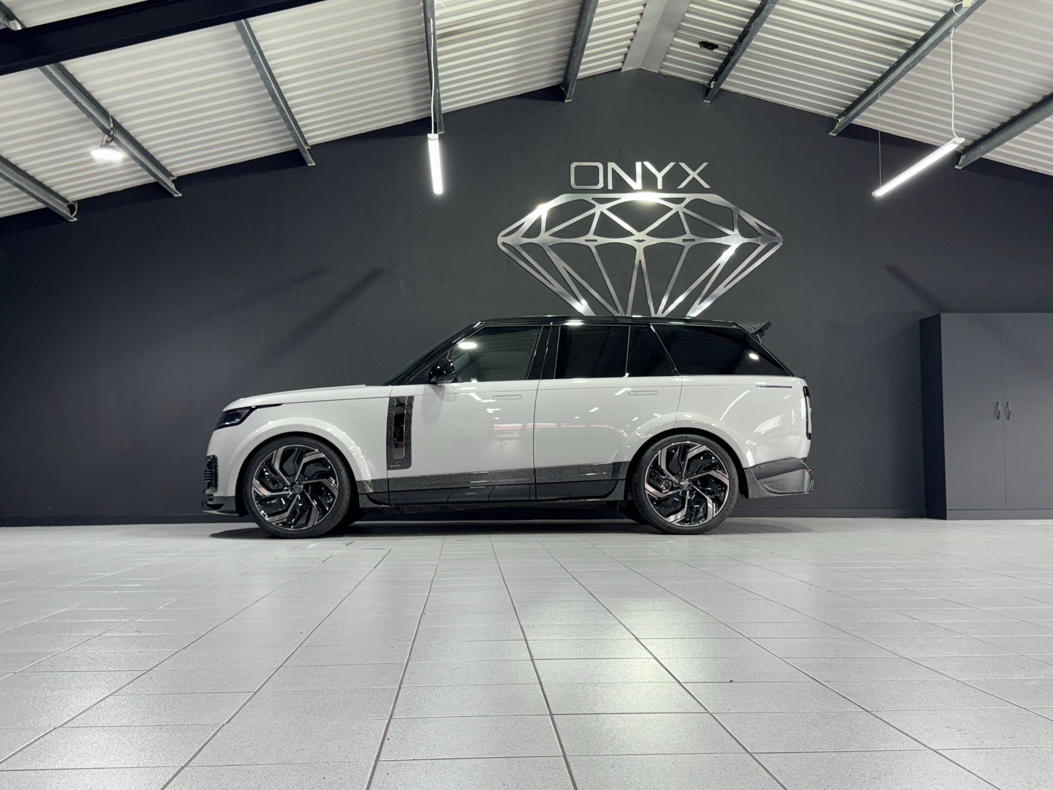Land Rover Range Rover view 24