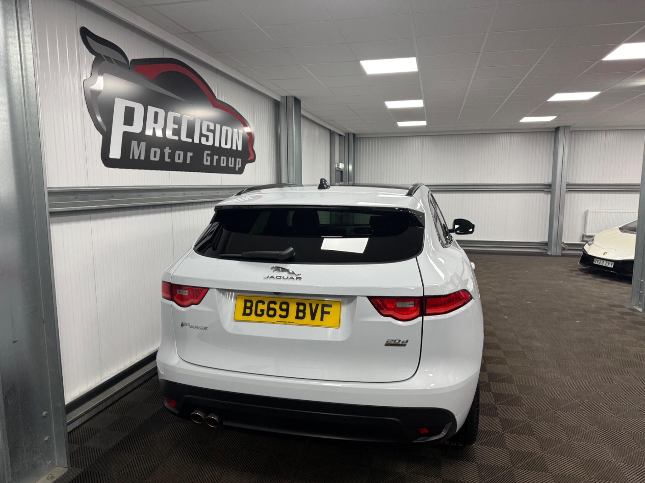 Jaguar F-Pace view 18