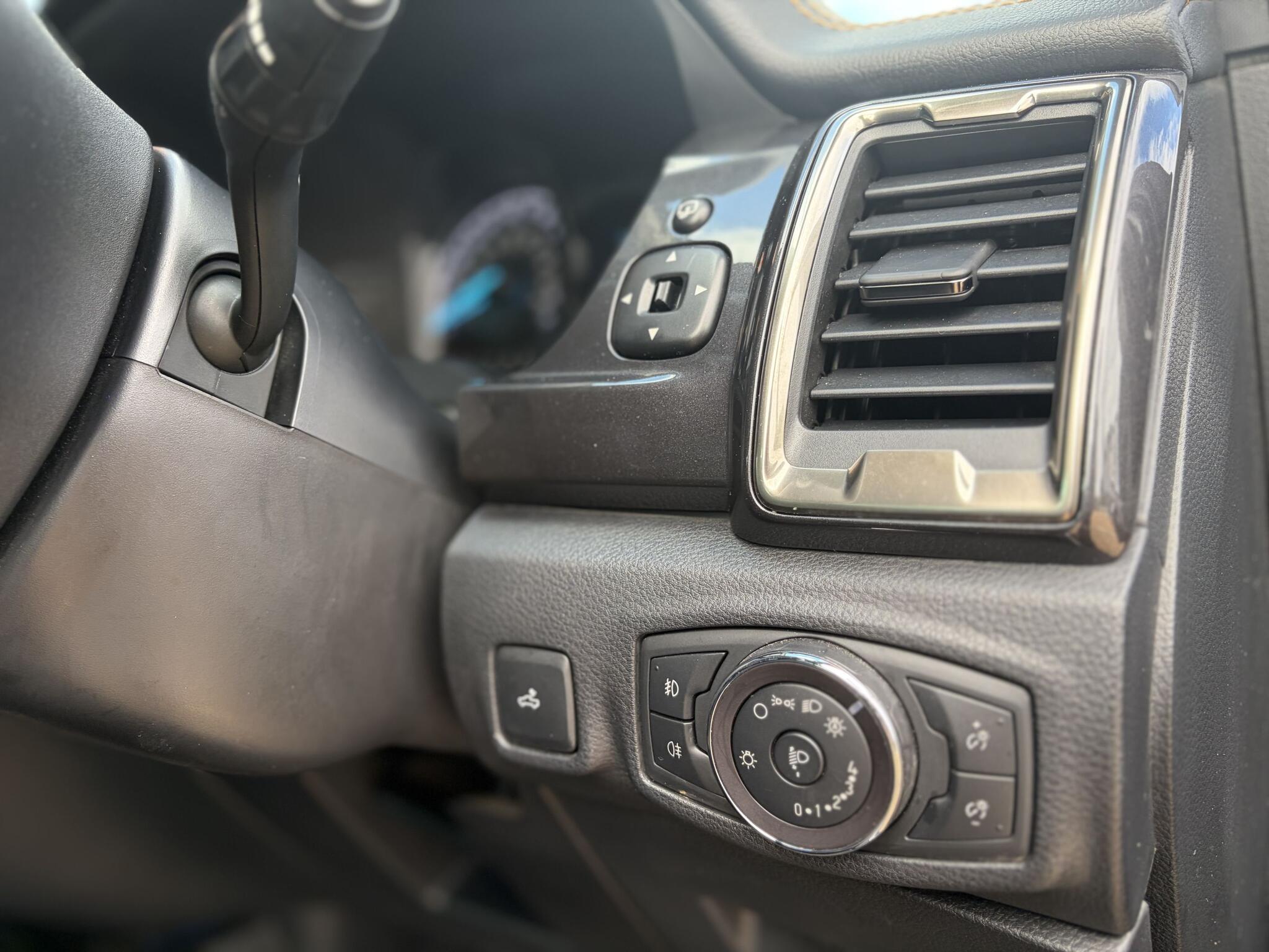 Ford Ranger view 28