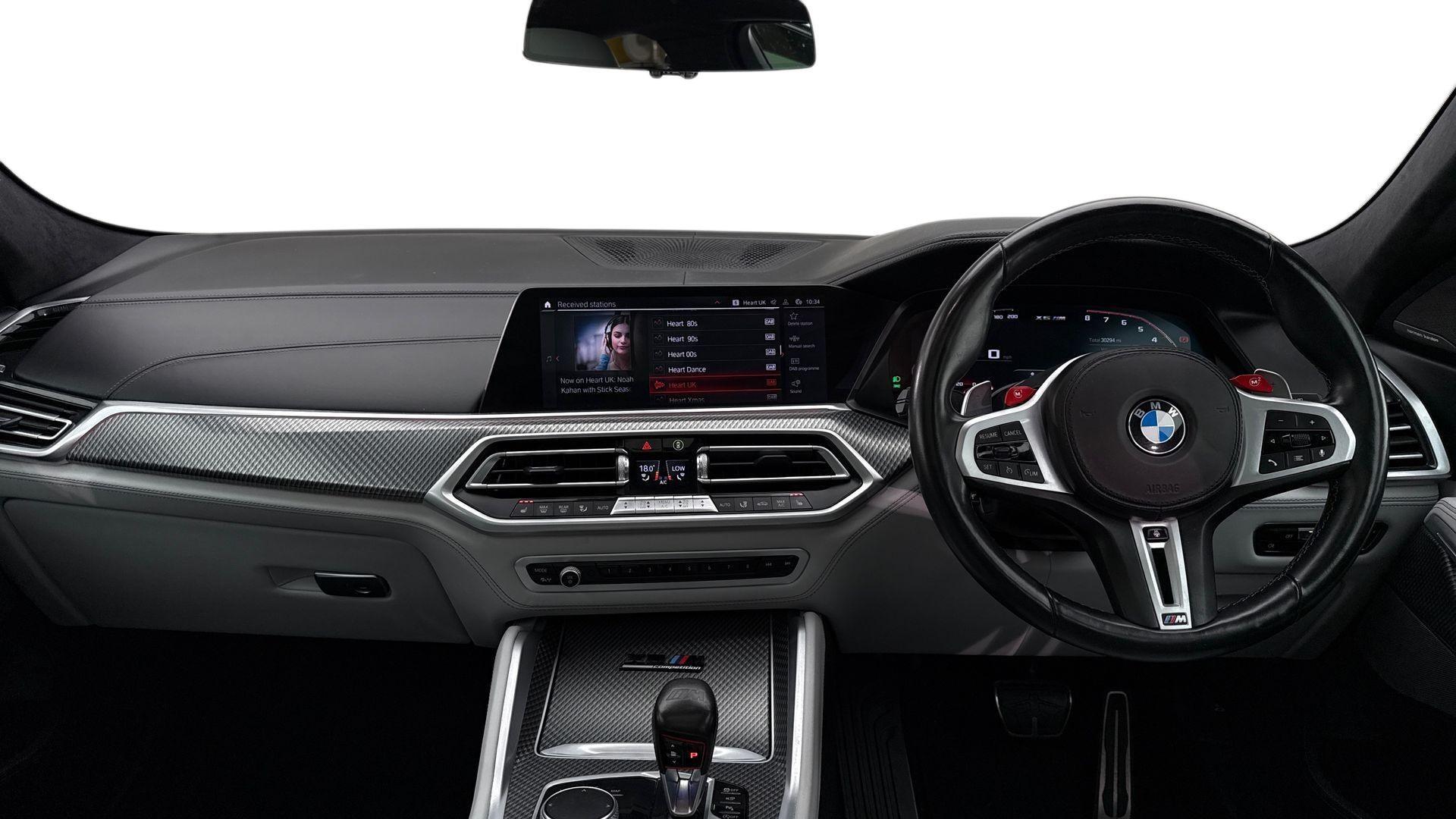BMW X6 M view 4