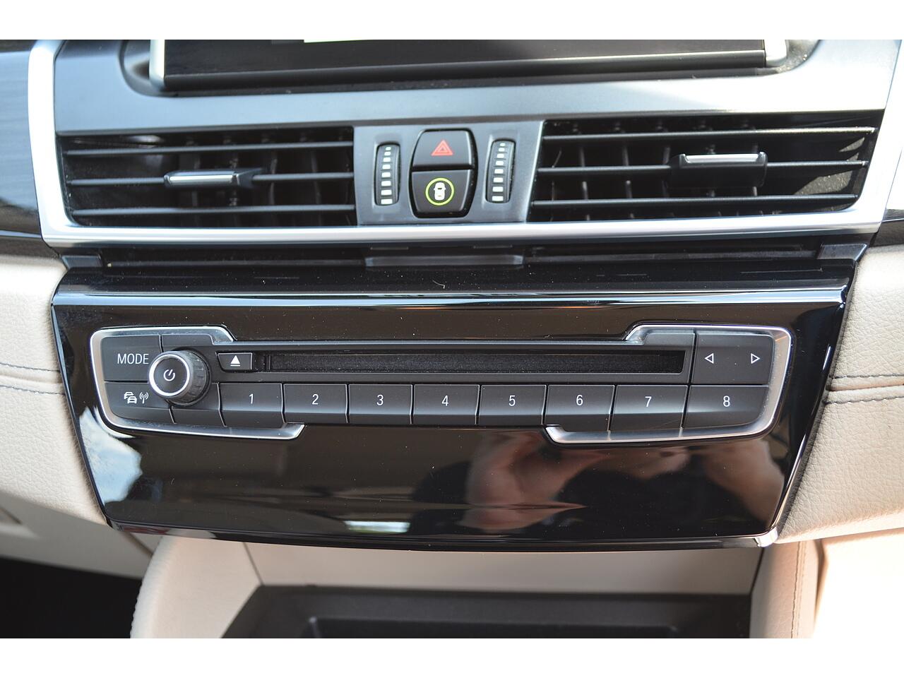 BMW 2 Series view 19