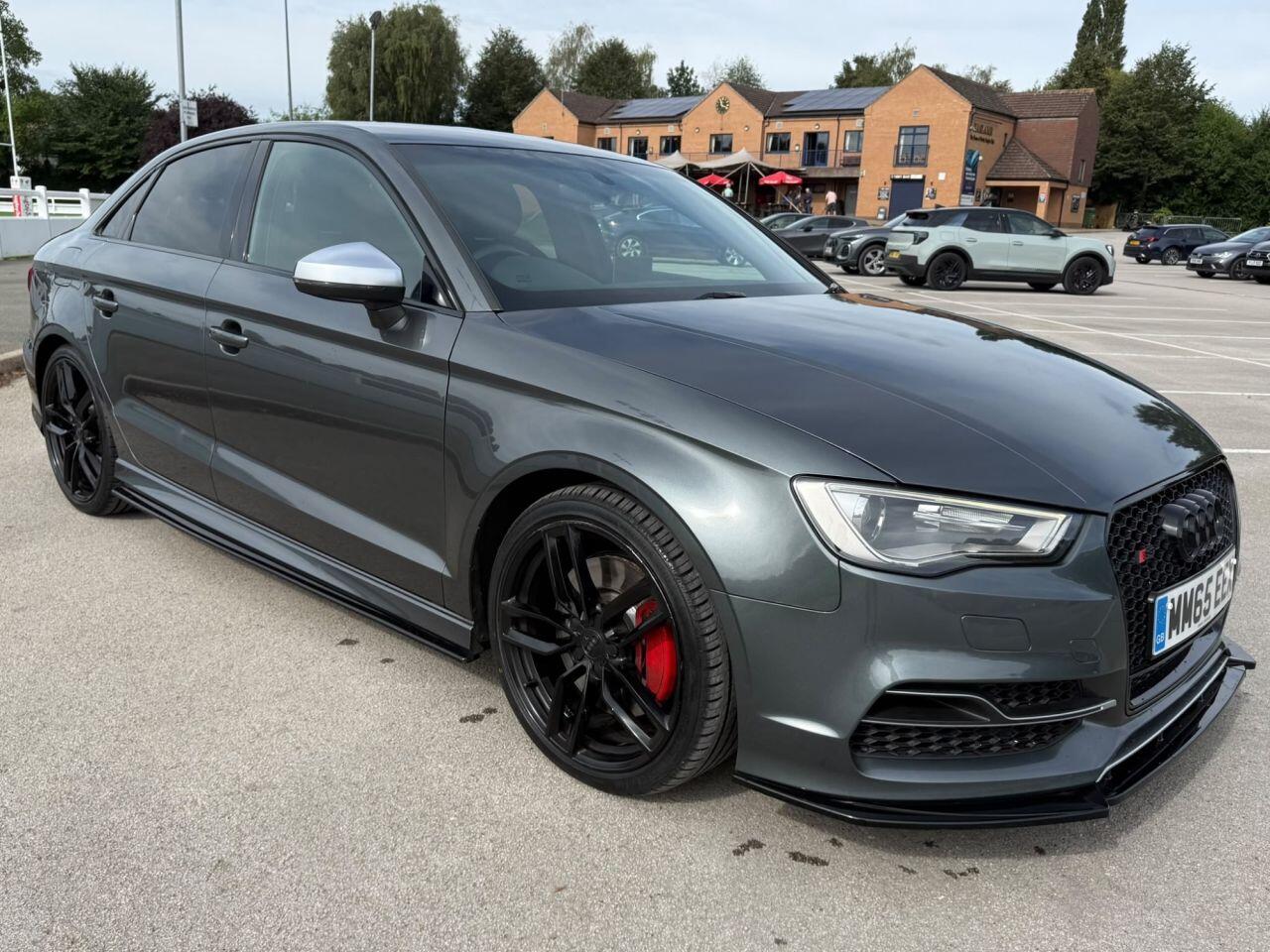 Audi S3 view 64