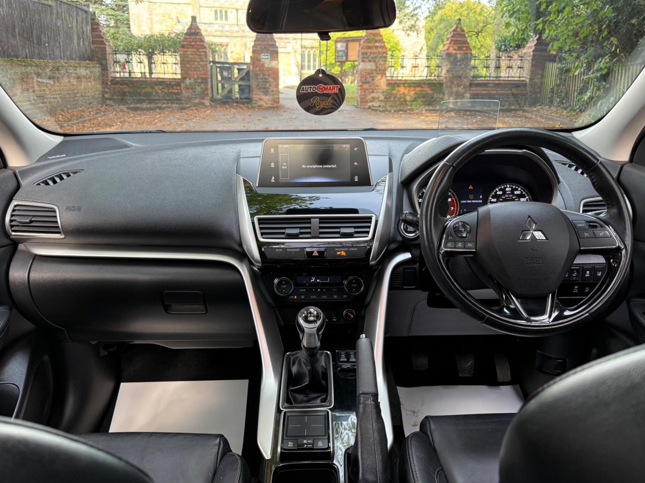 Mitsubishi Eclipse Cross - Image 41