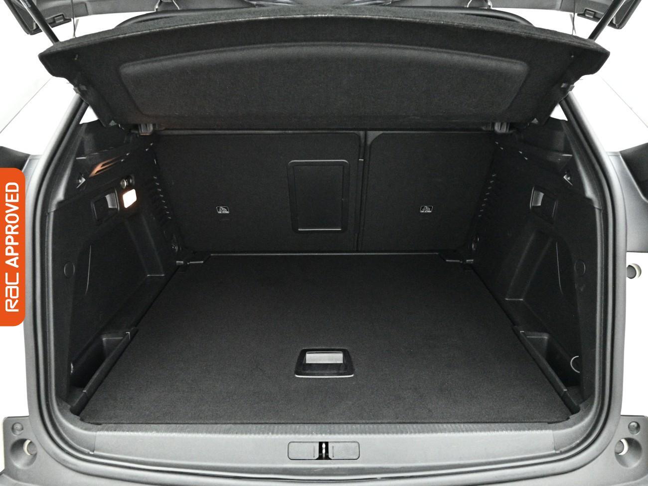 Peugeot 3008 view 13