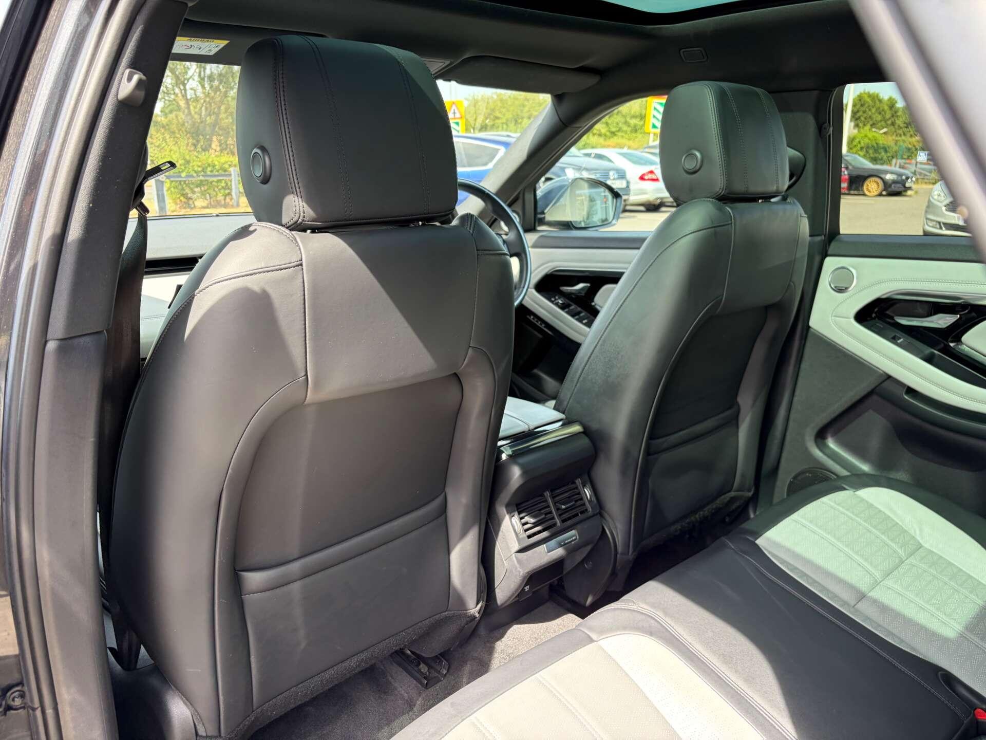 Land Rover Range Rover Evoque view 22