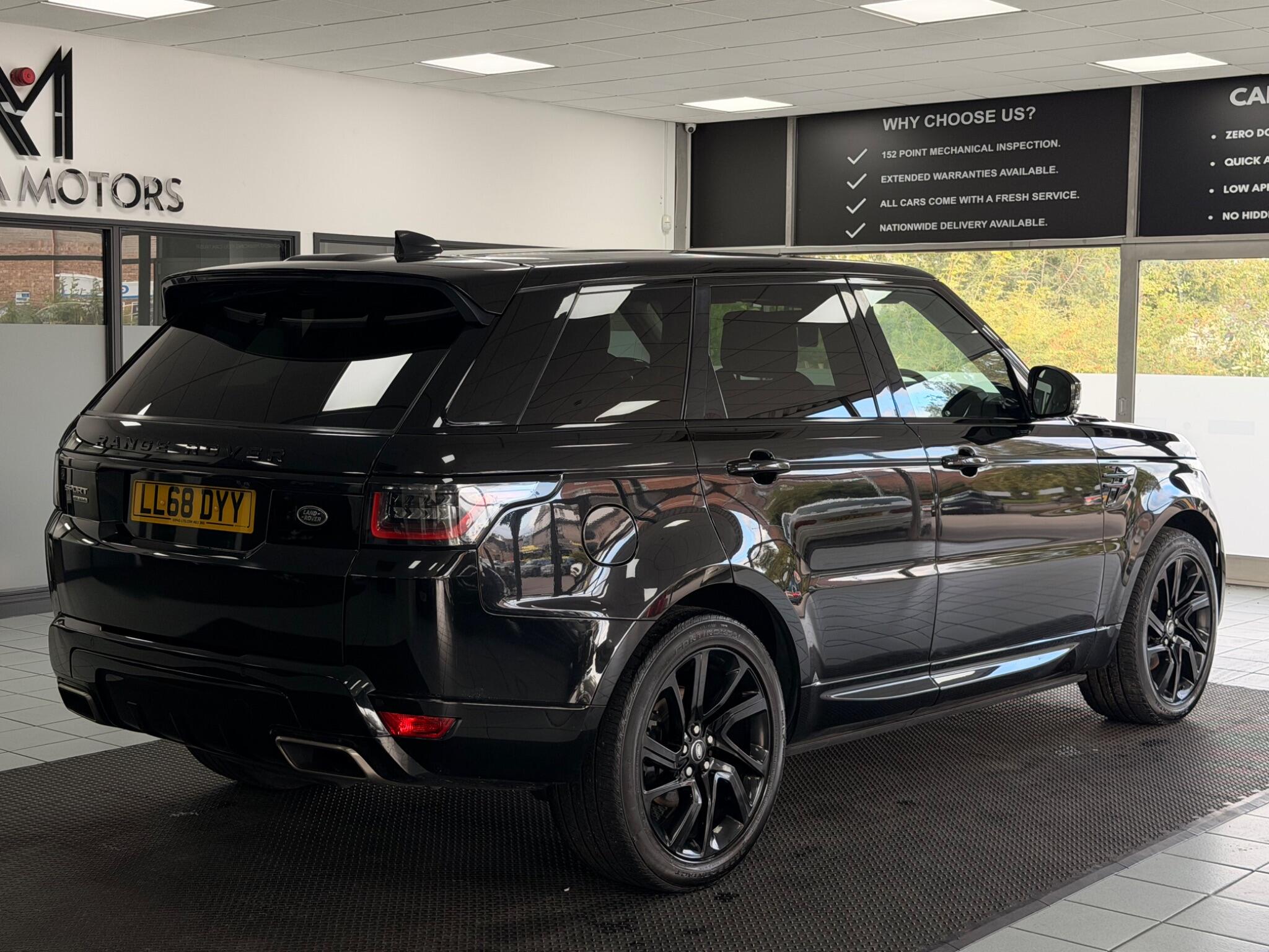 Land Rover Range Rover Sport view 9