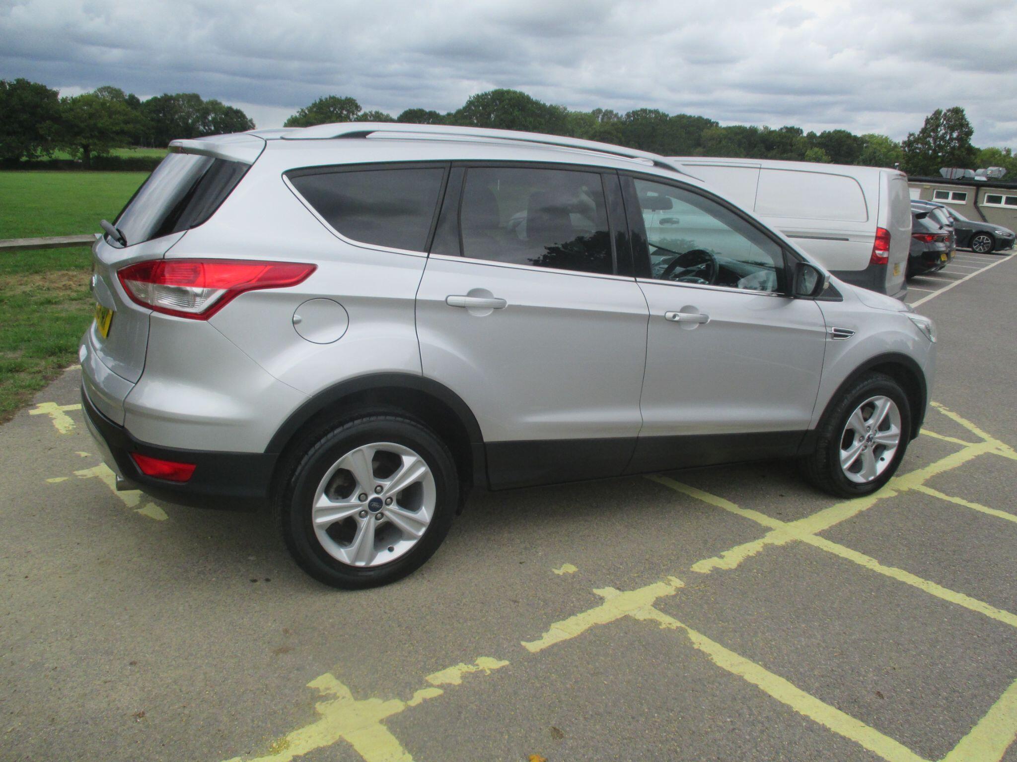 Ford Kuga view 11