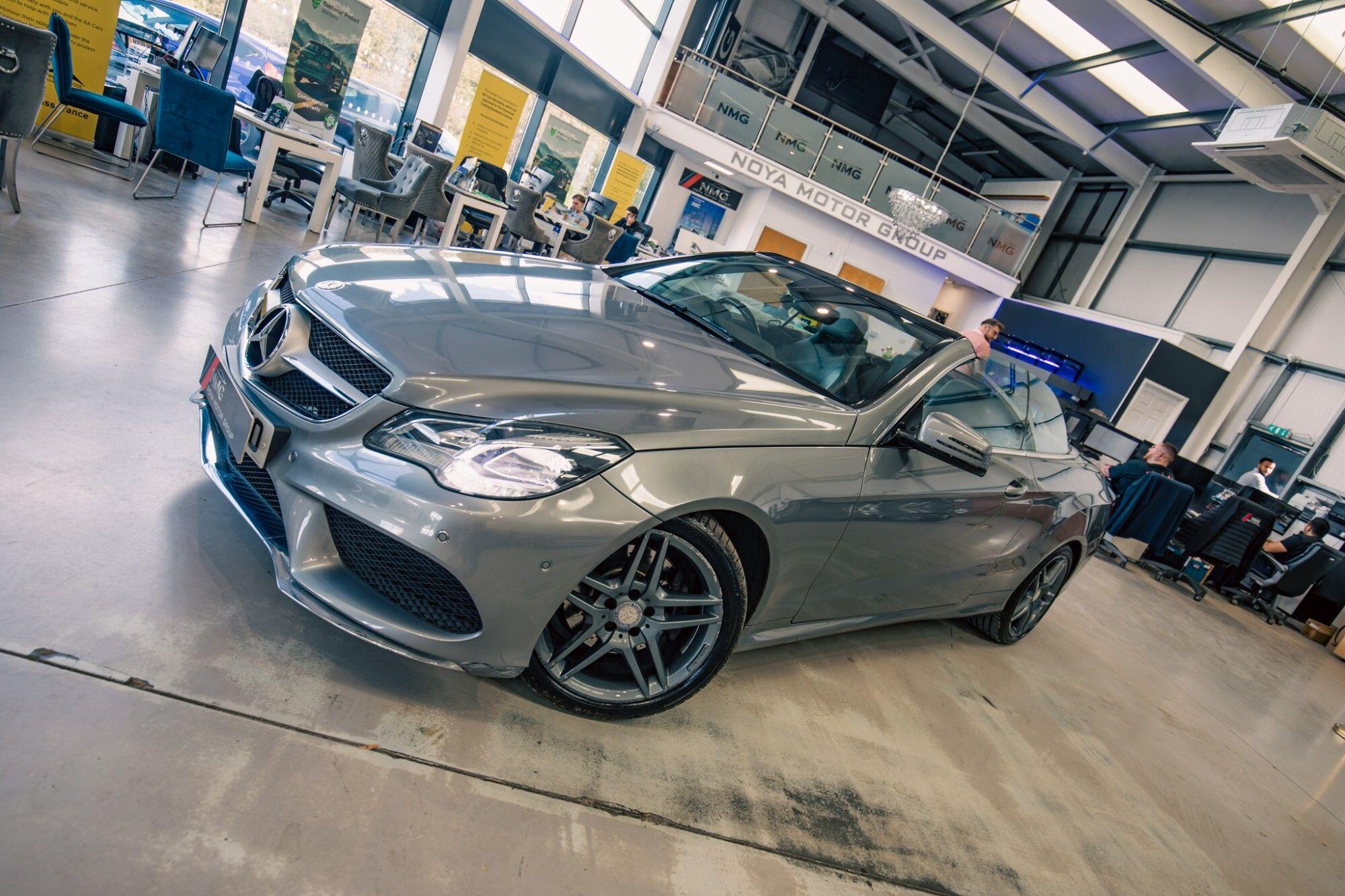 Mercedes-Benz E-Class view 5