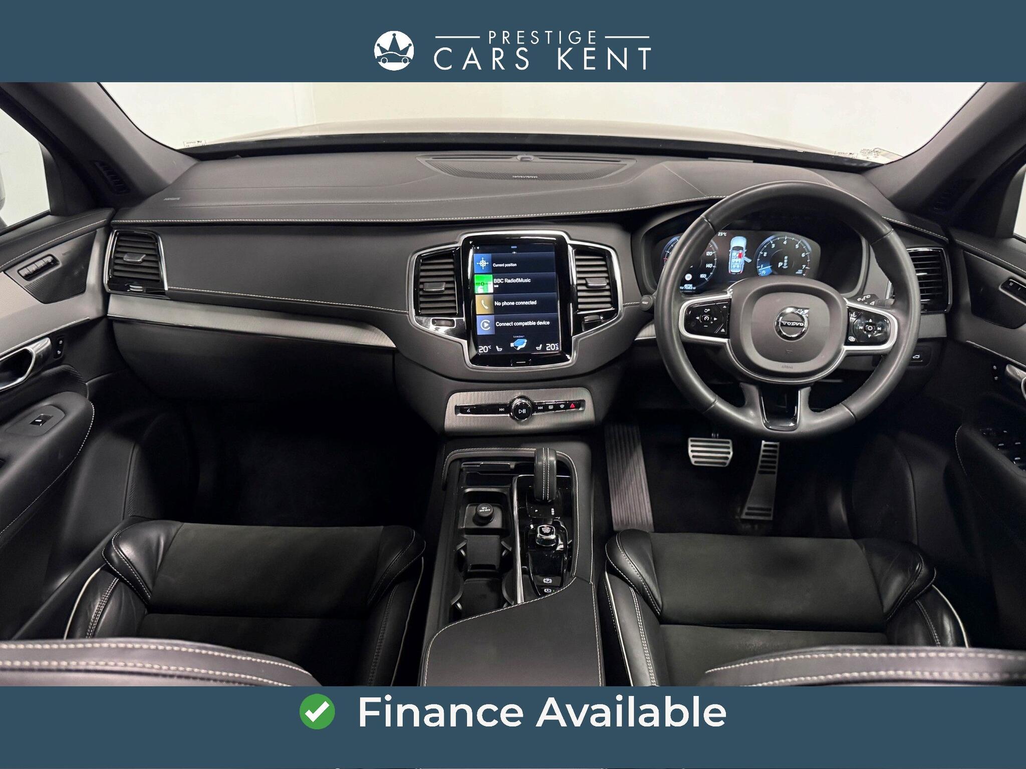 Volvo XC90 view 2