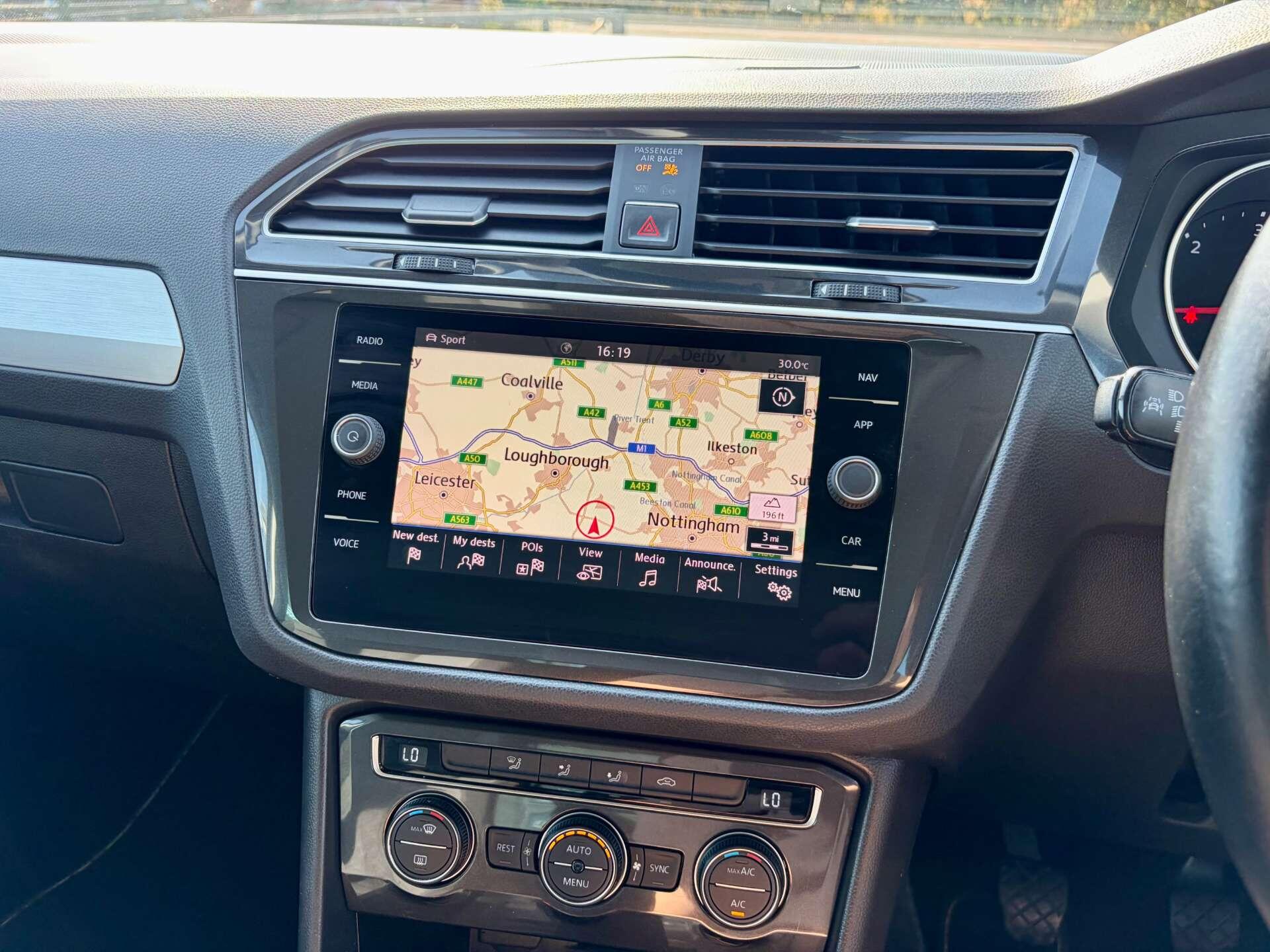 Volkswagen Tiguan view 50
