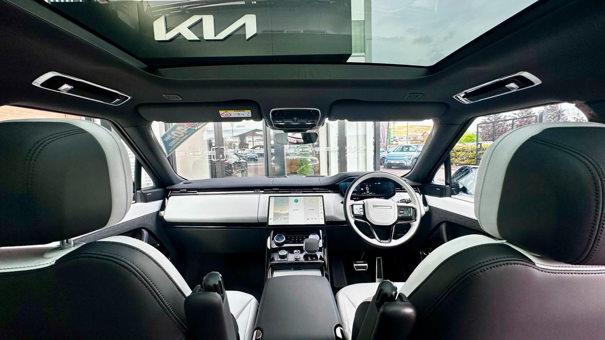 Land Rover Range Rover view 36