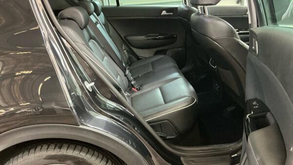 Kia Sportage view 3