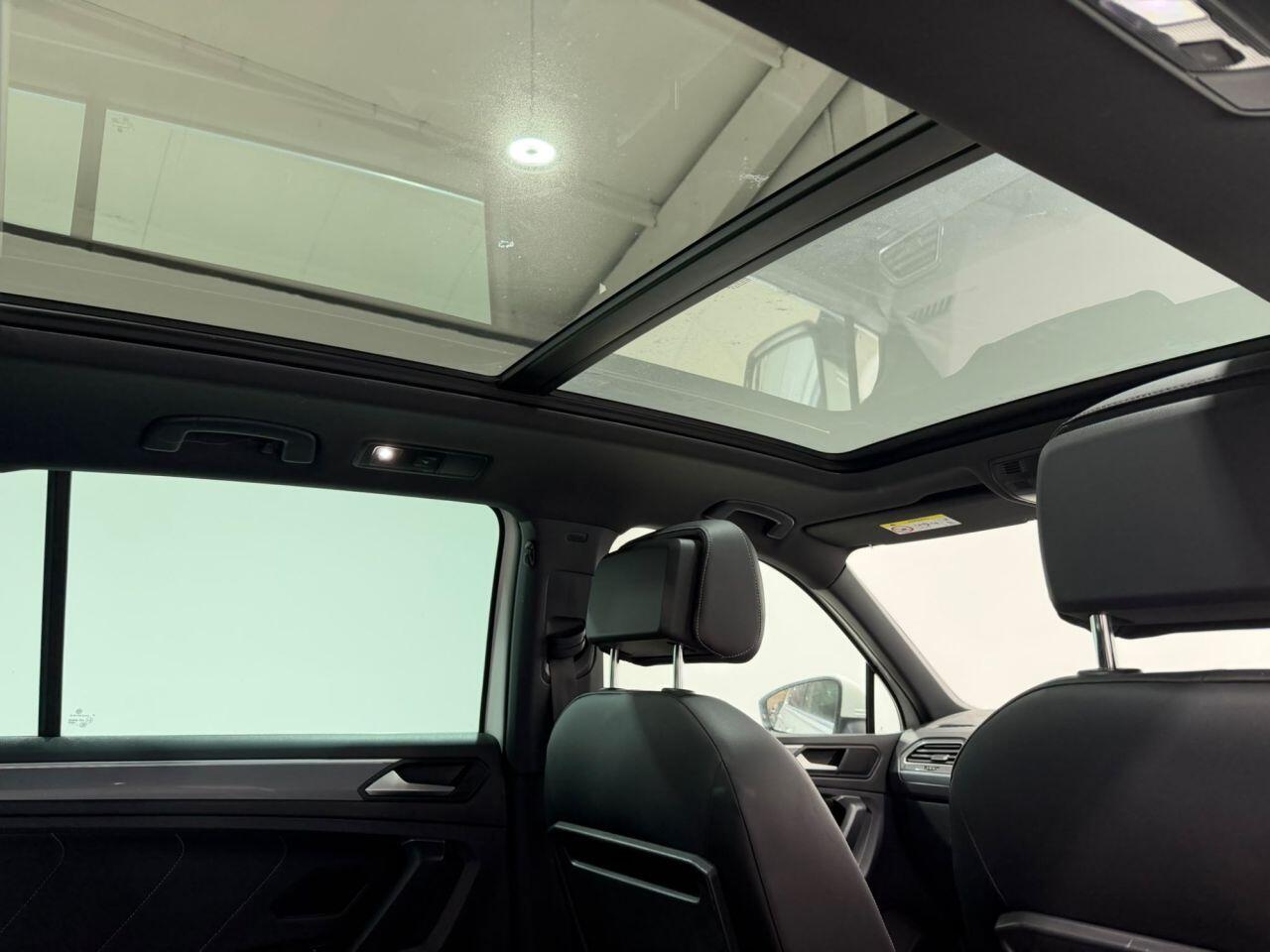 Volkswagen Tiguan view 32