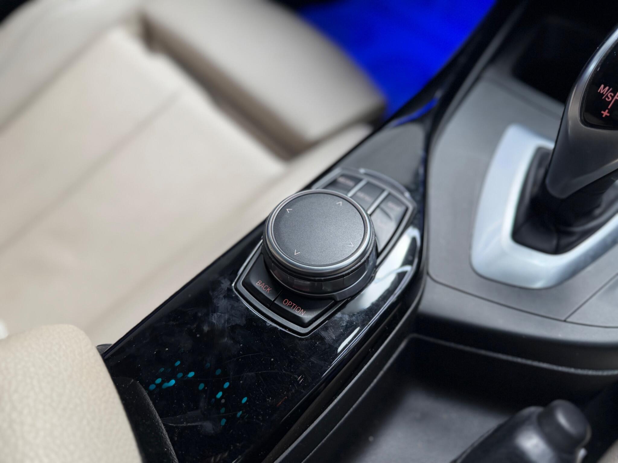 BMW 1 Series view 44