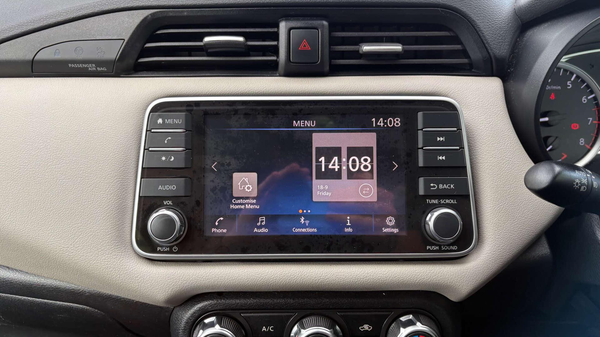Nissan Micra view 25