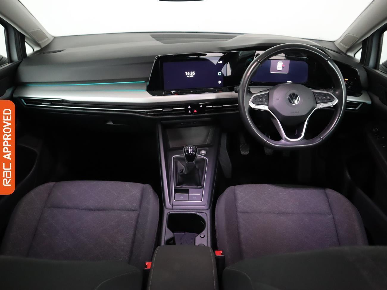 Volkswagen Golf view 2