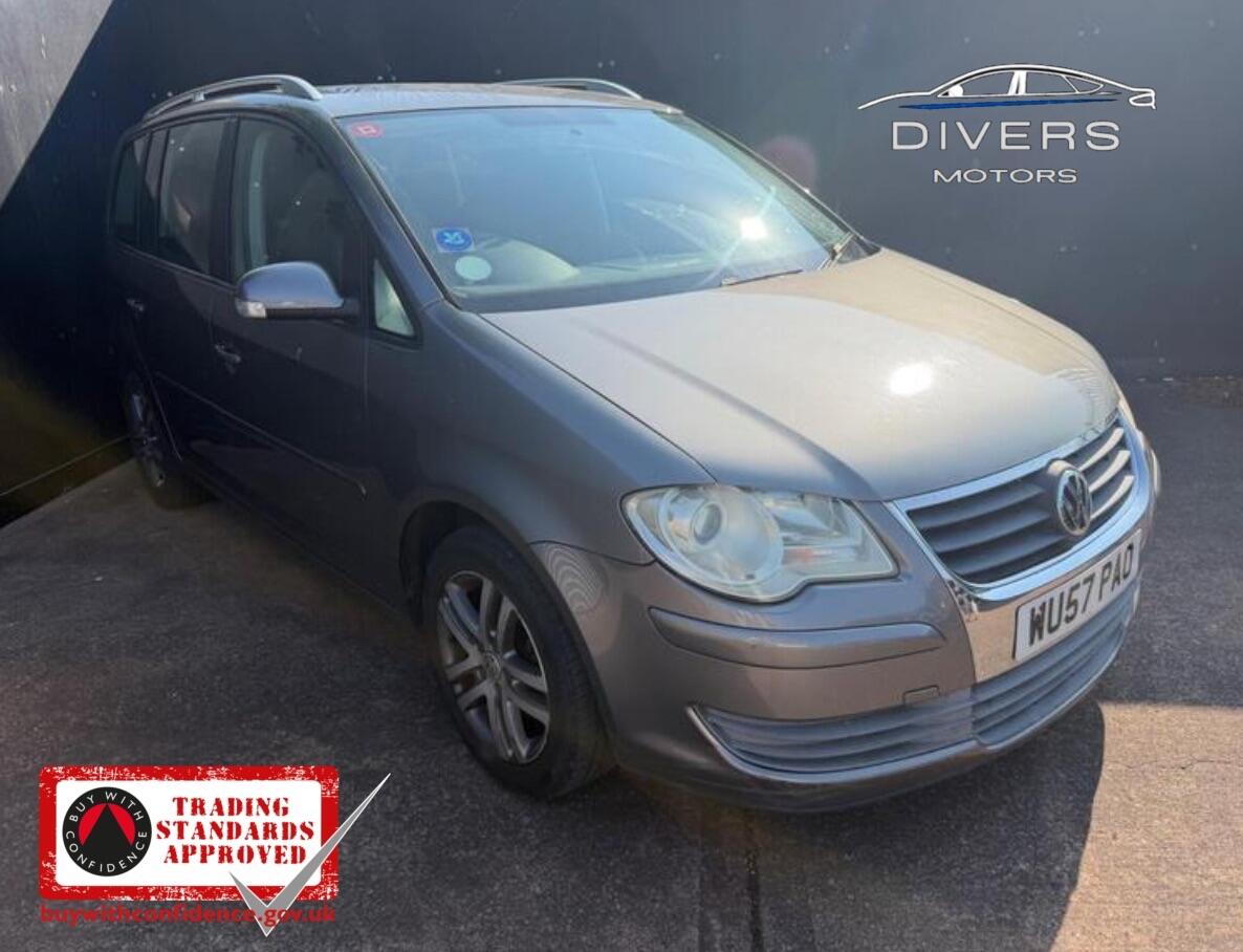 2007 Volkswagen Touran in Grey for sale
