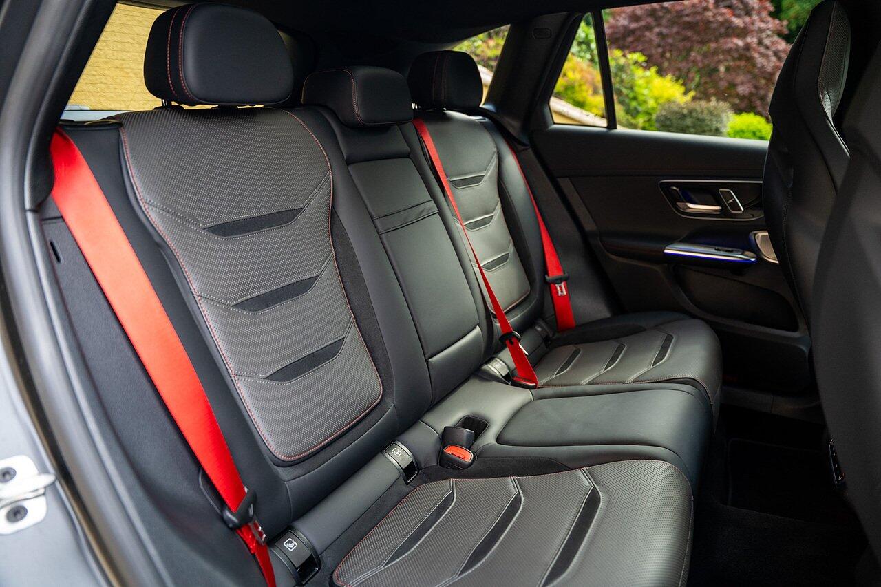 Mercedes-Benz GLC view 62