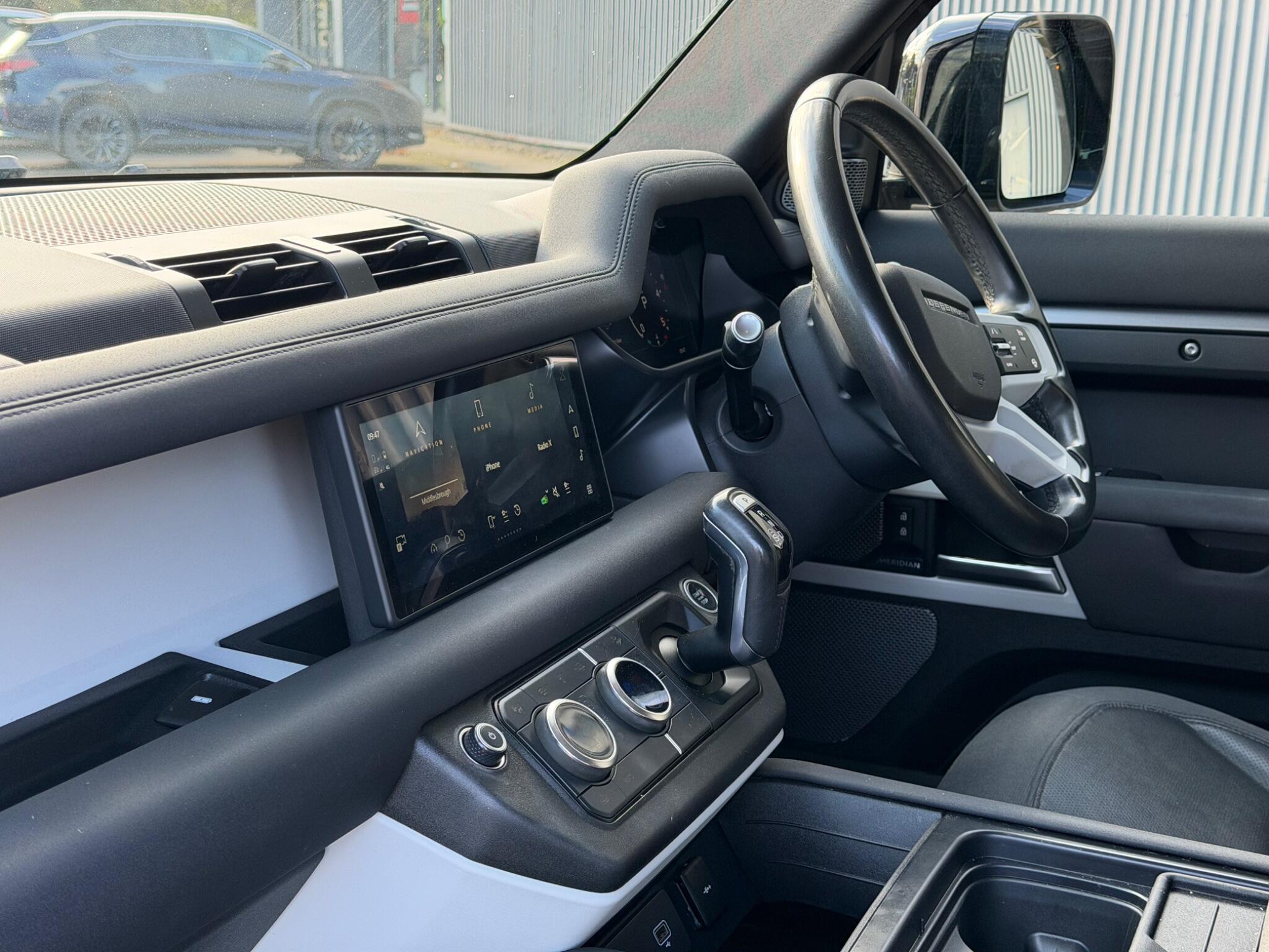 Land Rover Defender view 10