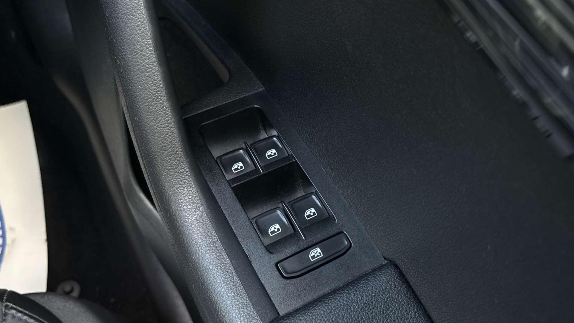 Skoda Octavia view 23