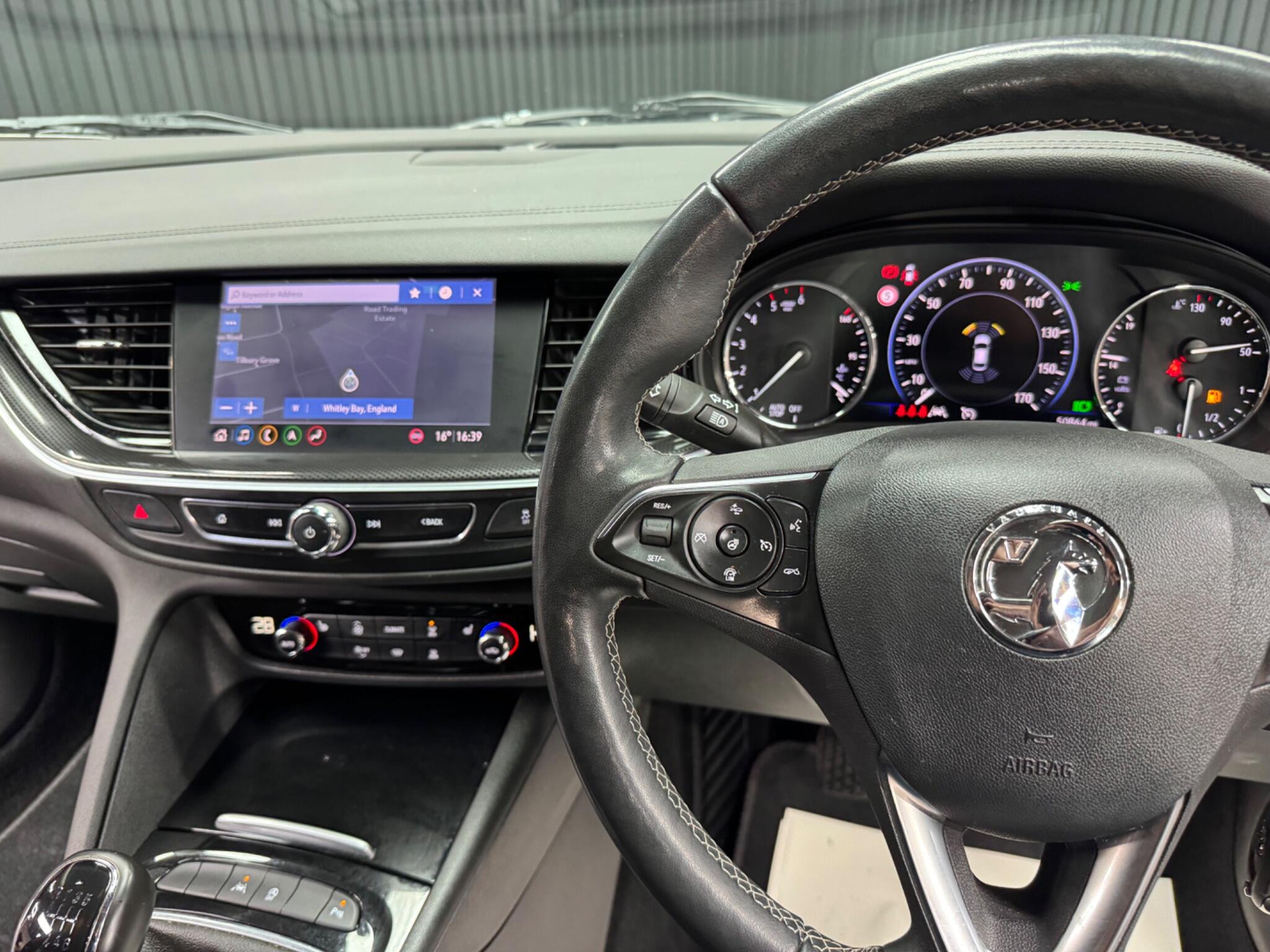 Vauxhall Insignia view 33