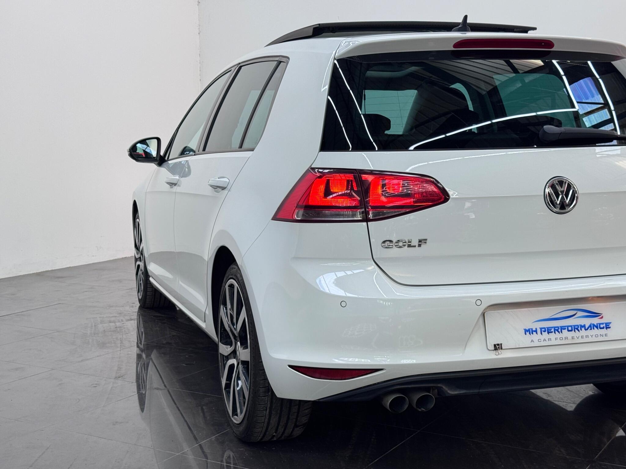Volkswagen Golf view 38