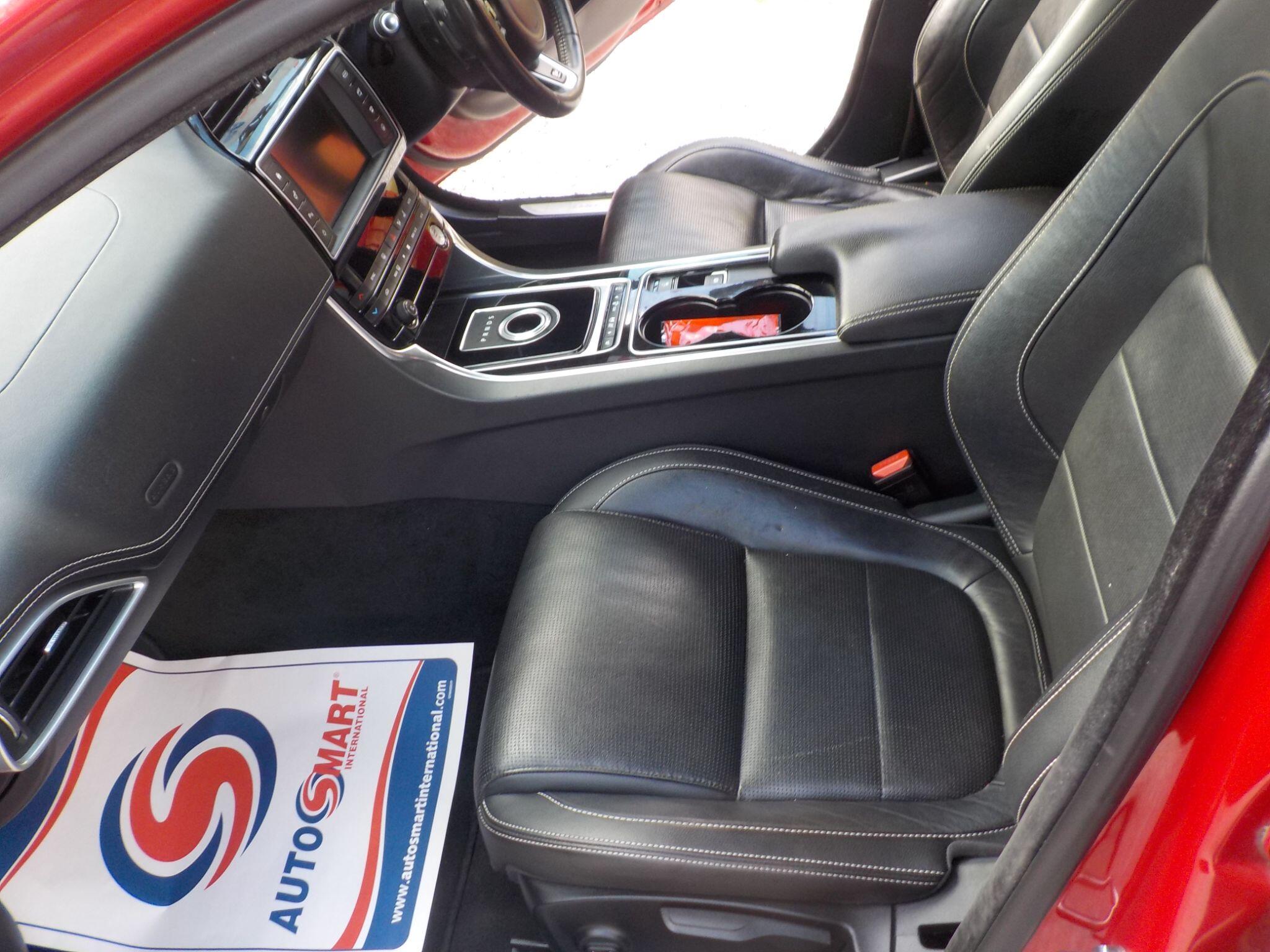 Jaguar XE 2.0d R-Sport Auto Euro 6 (s/s) 4dr