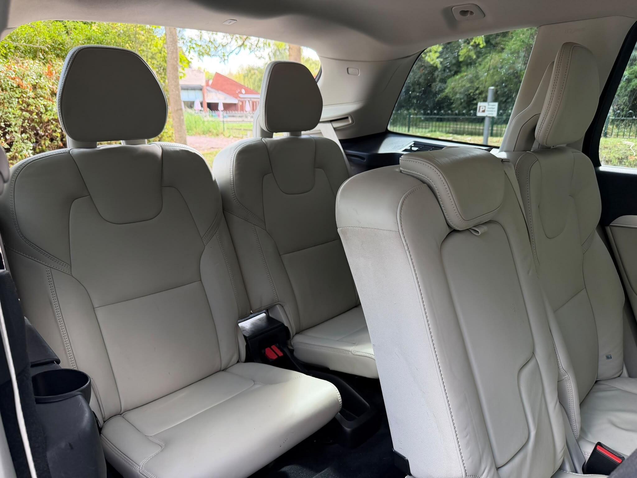 Volvo XC90 view 20