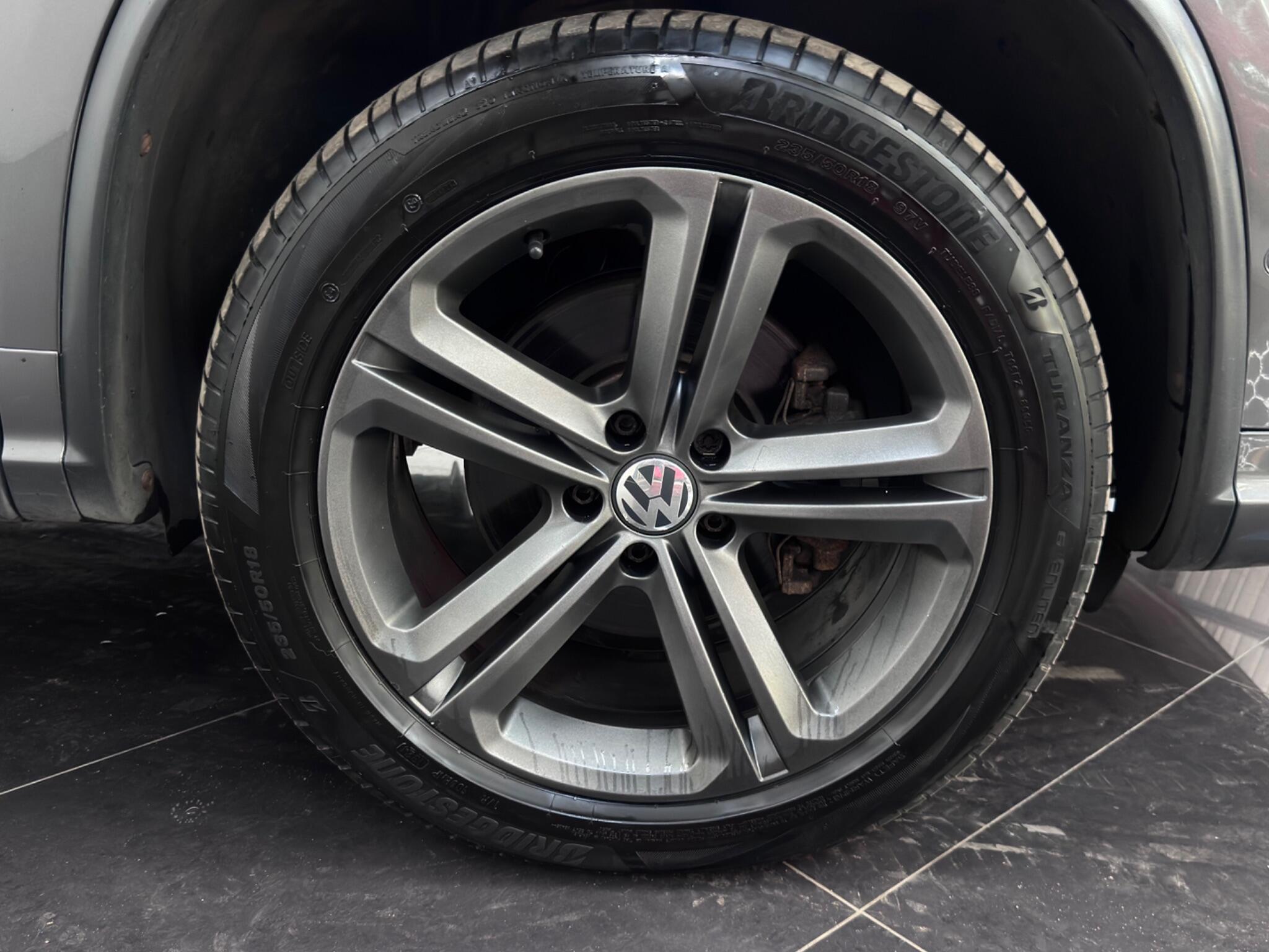 Volkswagen Tiguan view 63