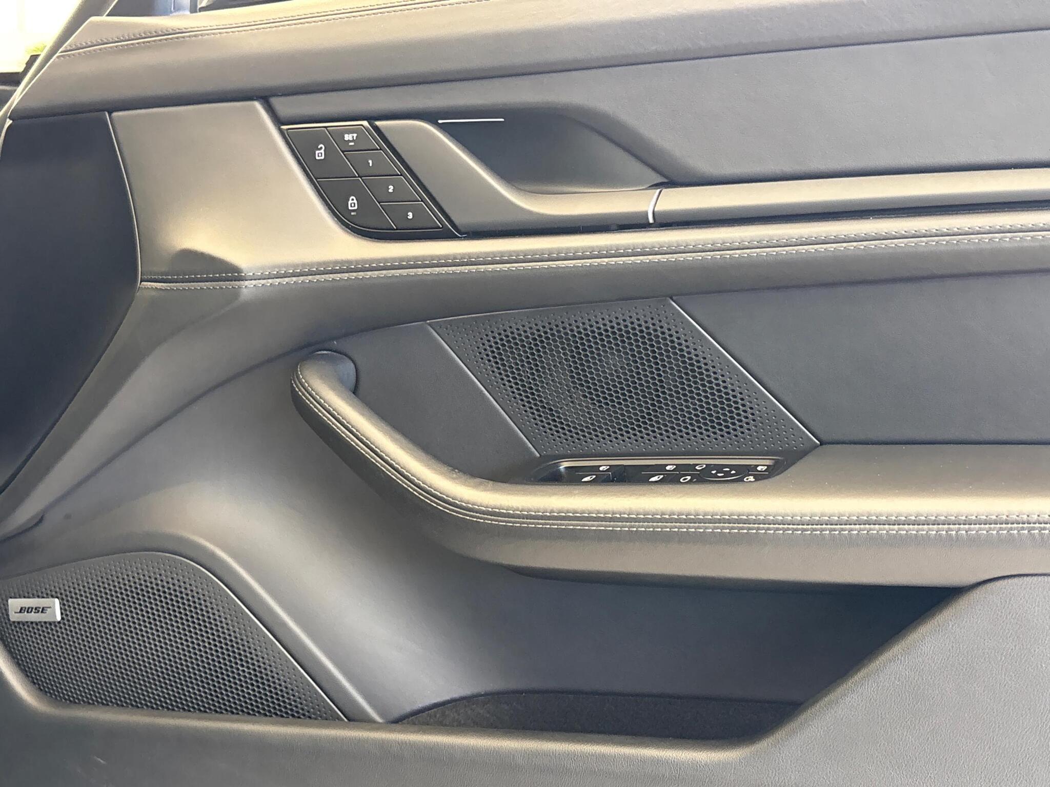 Porsche Taycan view 20