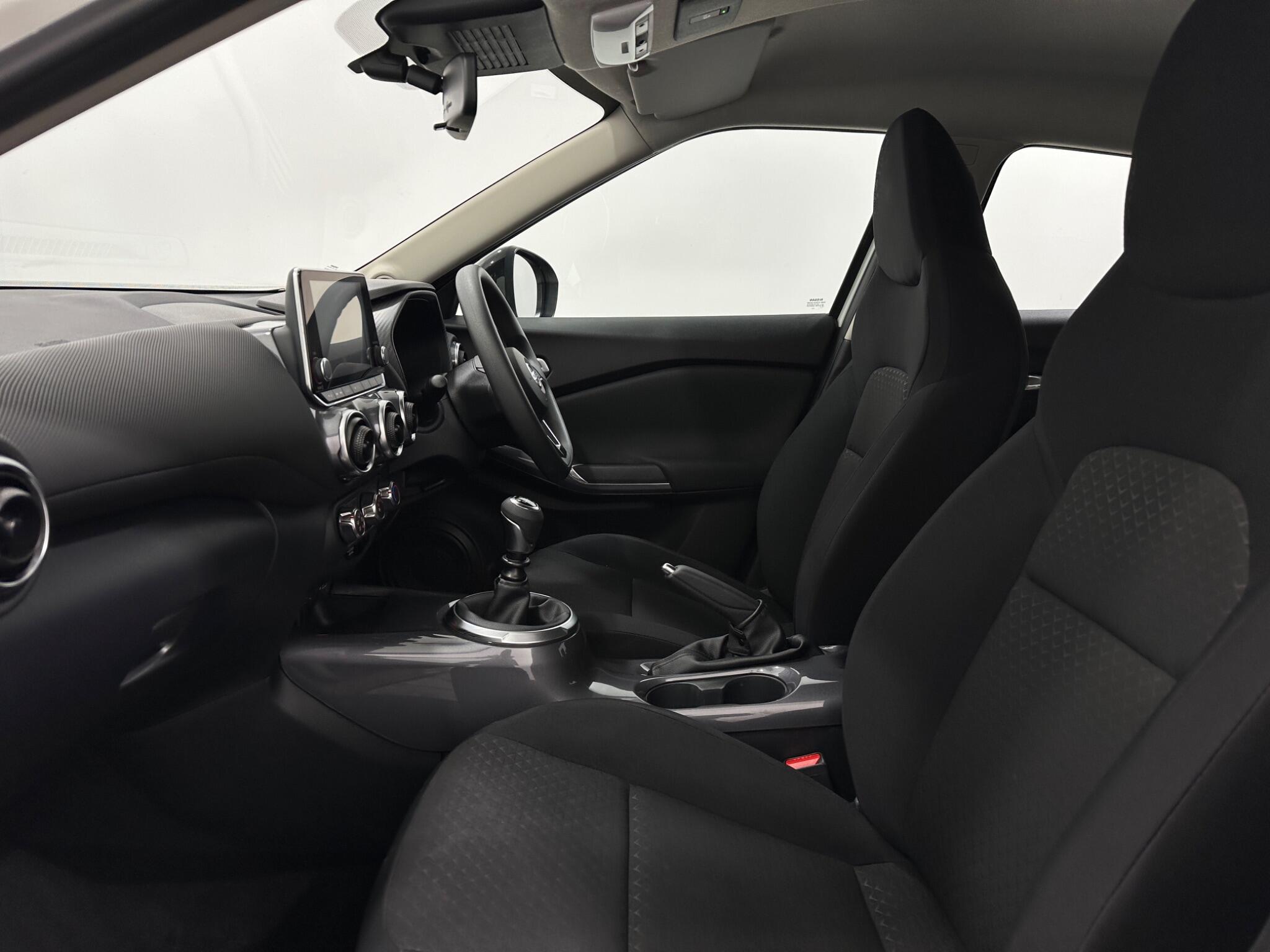 Nissan Juke view 32