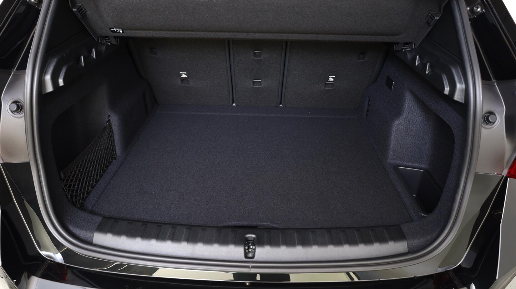 BMW X1 view 13