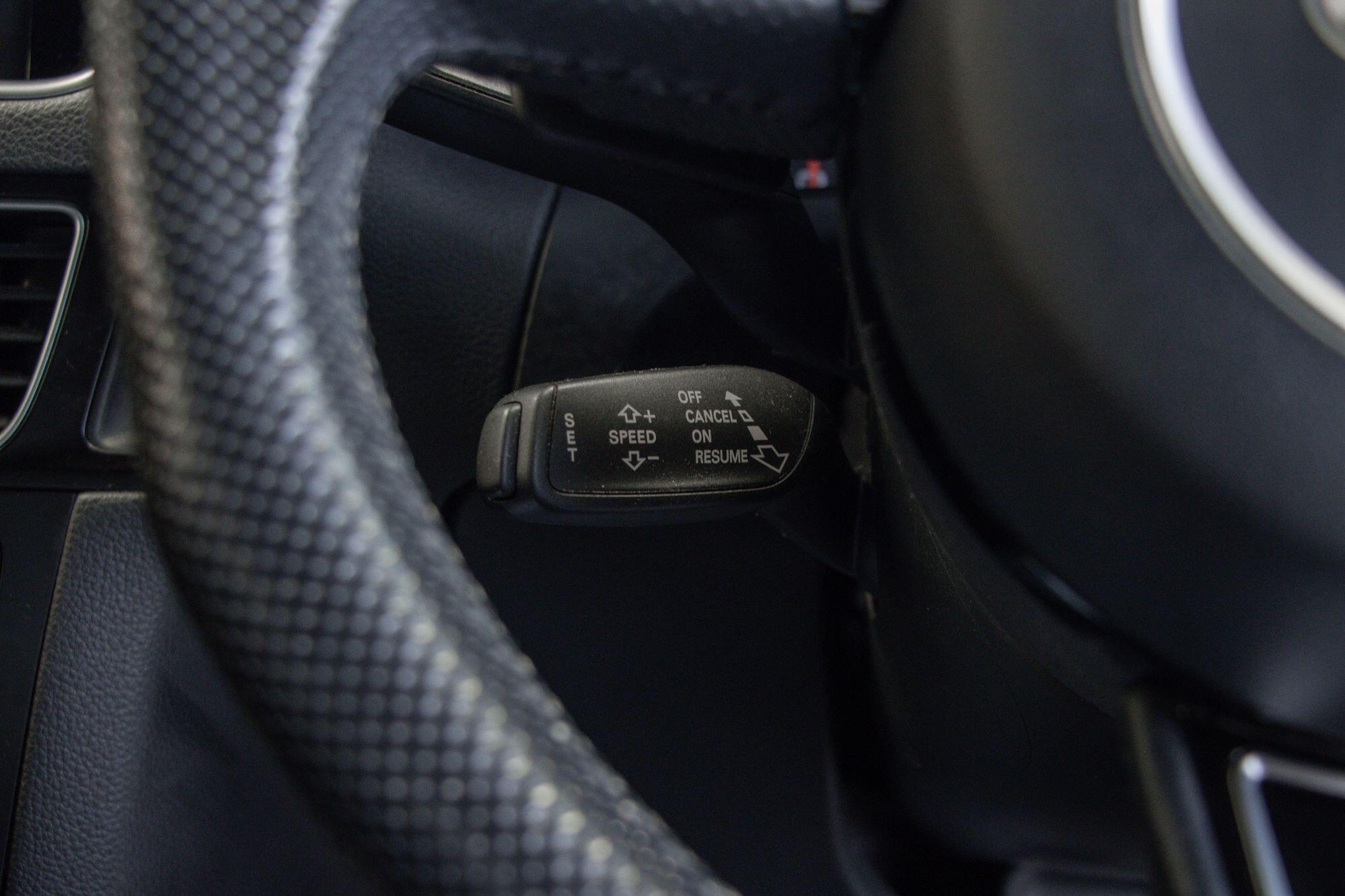 Audi Q5 view 45