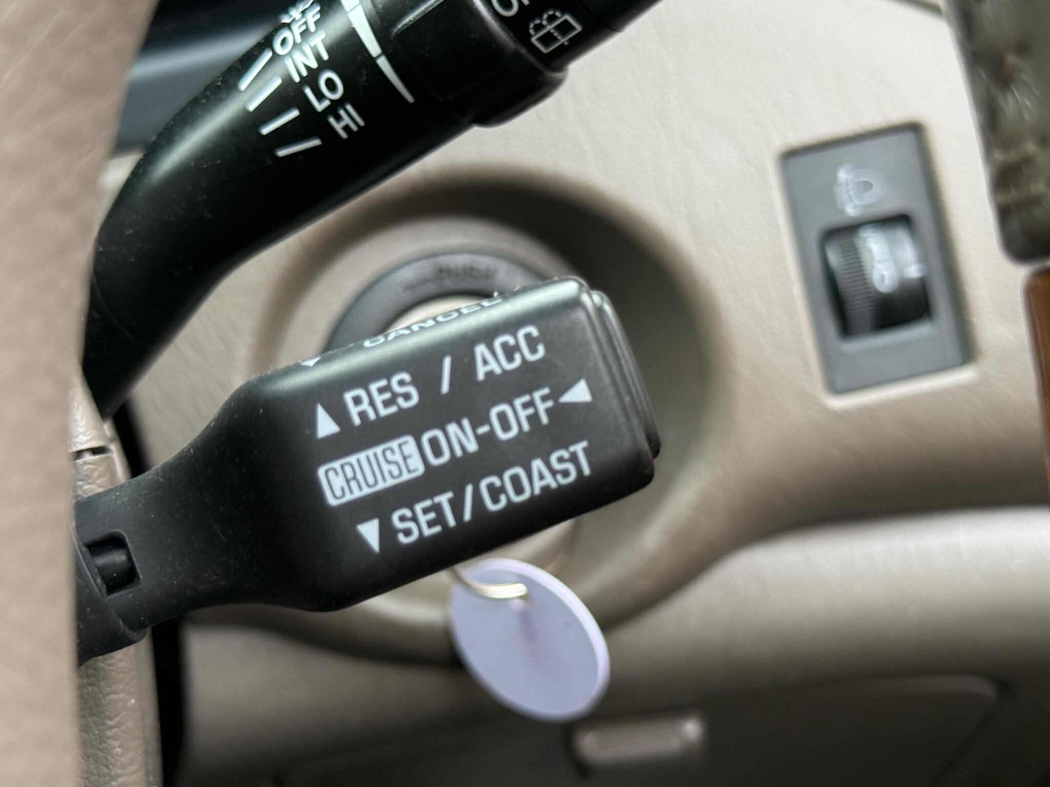 Lexus RX - Image 65