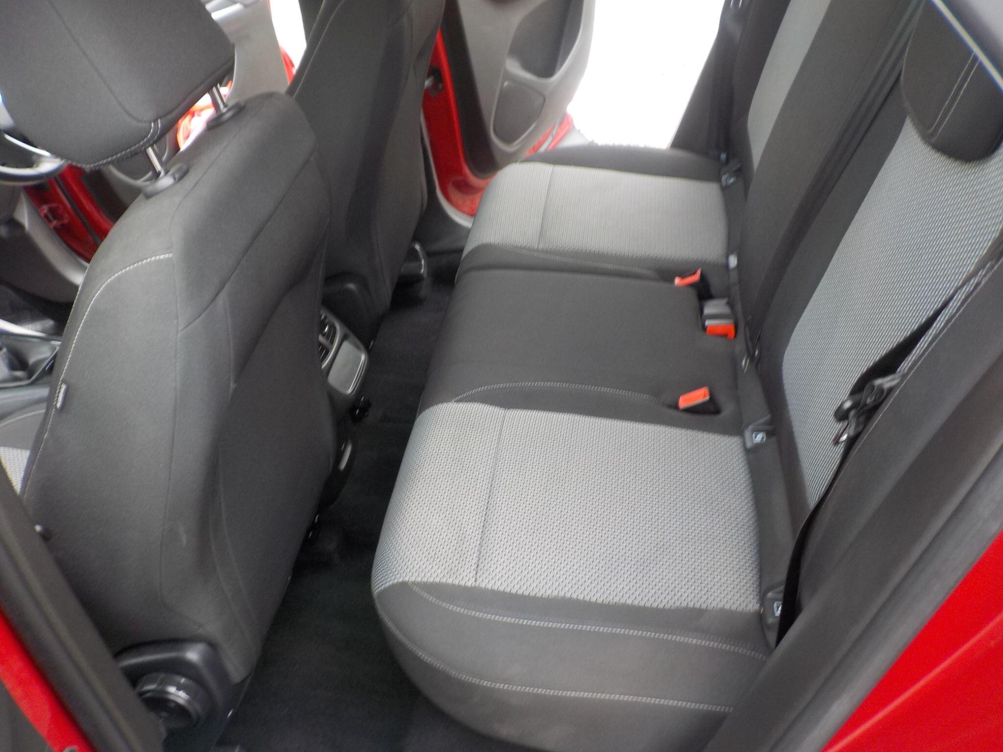 Vauxhall Grandland X 1.2 Turbo SE Euro 6 (s/s) 5dr