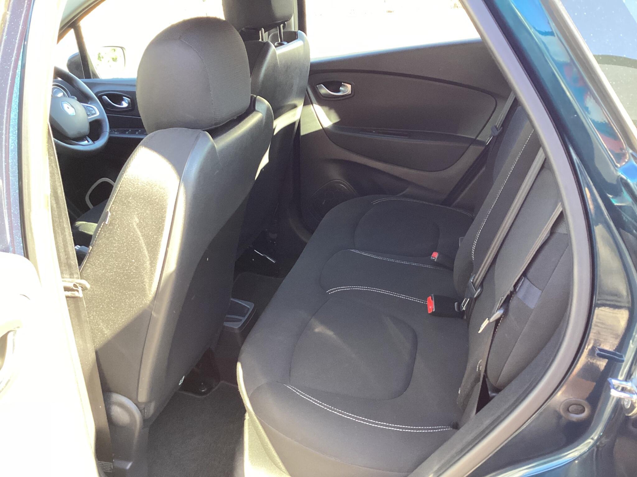 Renault Captur view 14