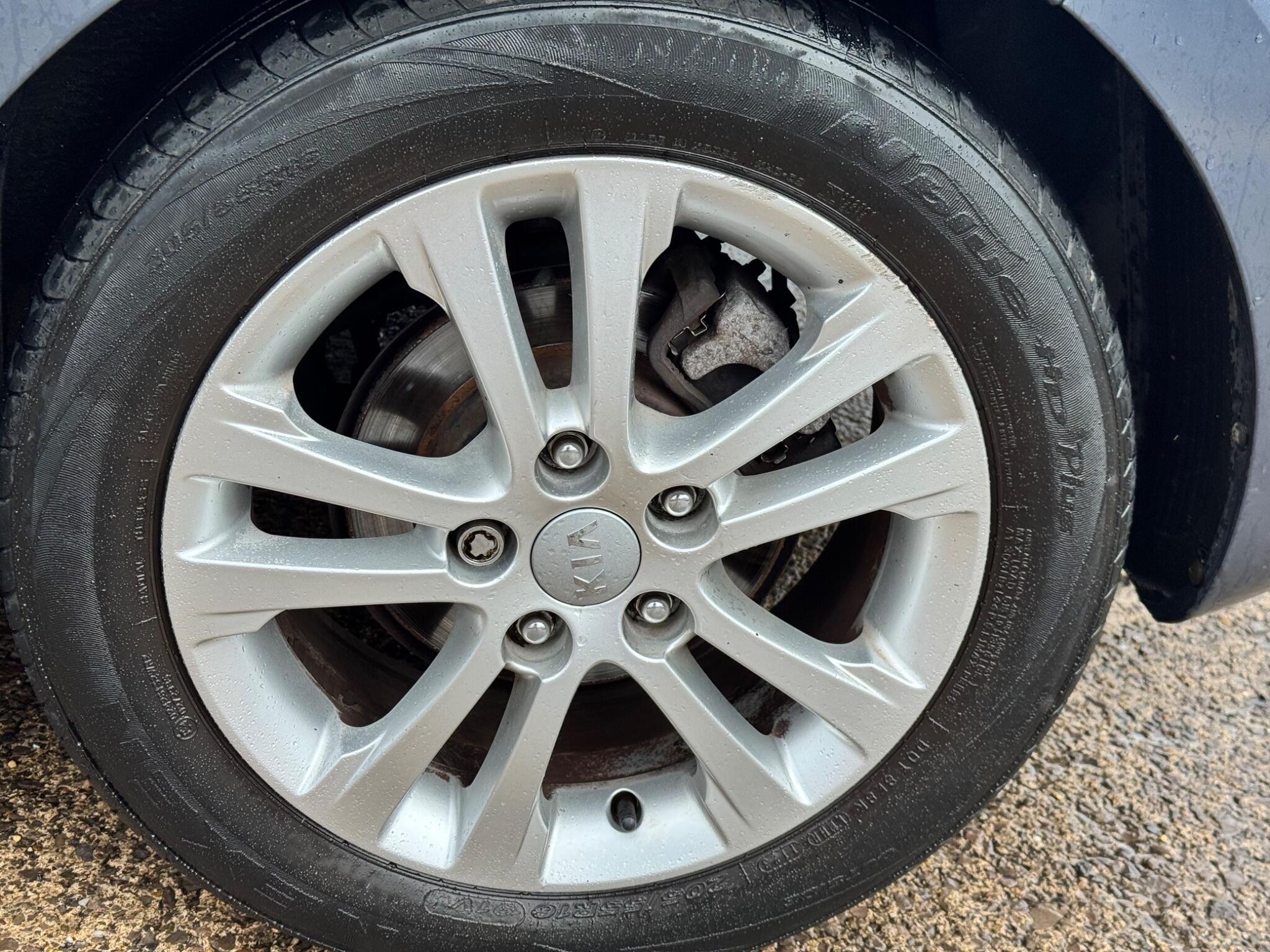 Kia Ceed view 34