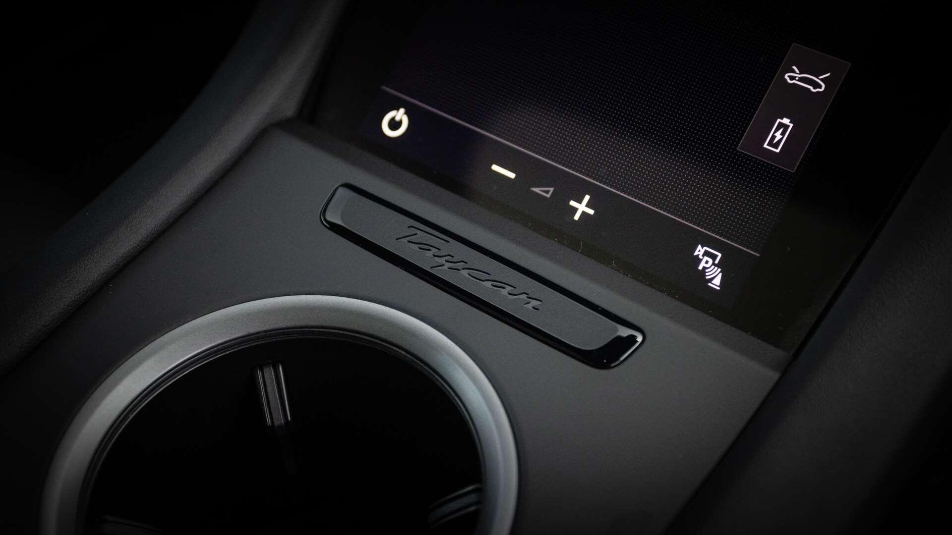 Porsche Taycan view 21