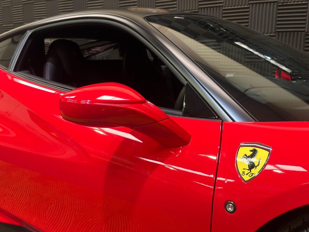 Ferrari F8 Tributo view 7