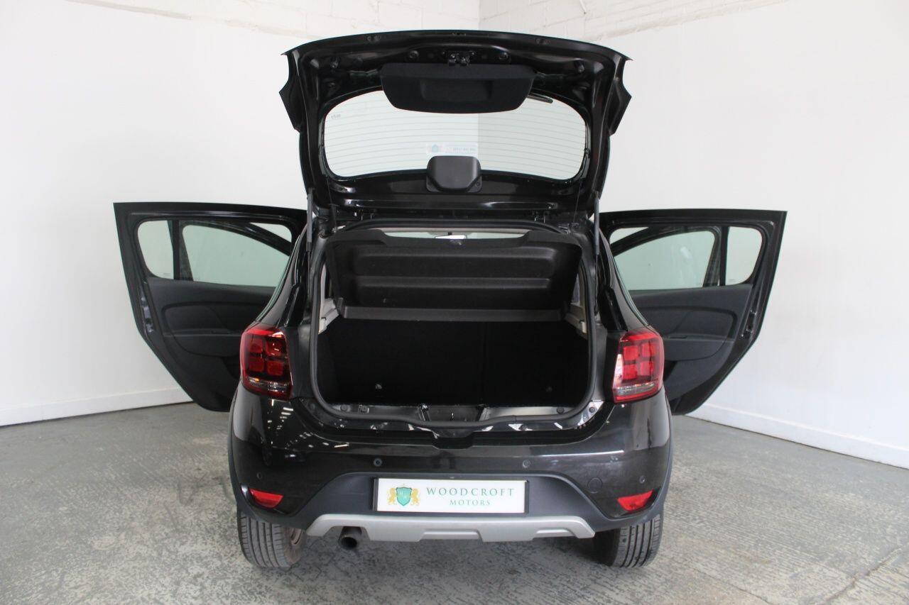 Dacia Sandero view 22