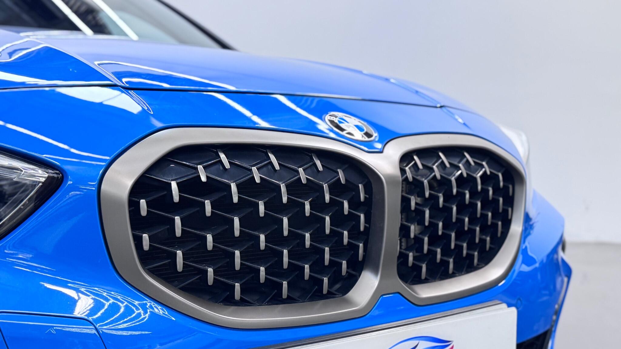 BMW 1 Series view 38