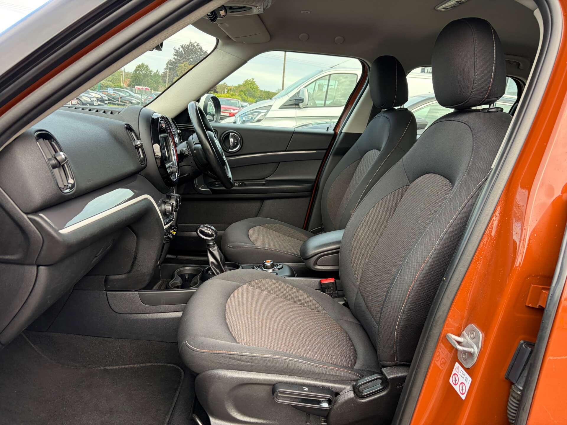 Mini Countryman view 15