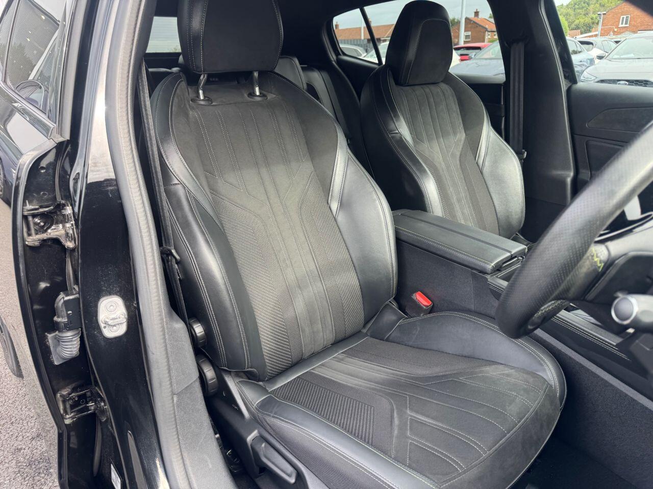 Peugeot 408 view 7