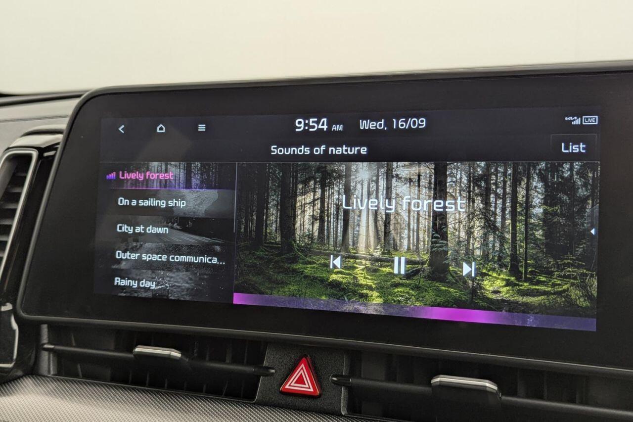 Kia Sportage view 34